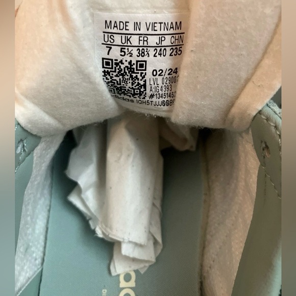 🏷️NIB Adidas Gazelle Originals Hazy Green Sneakers Suede Women’s Shoe 7 - Picture 7 of 8